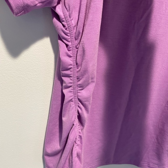 Athleta Speedlight Seamless Ruched T-Shirt Purple Size Large NWOT - Picture 4 of 5